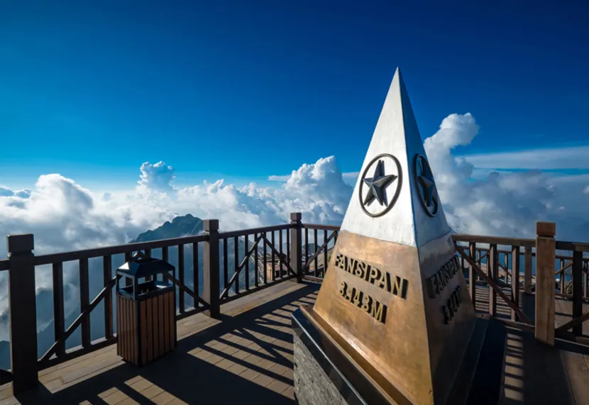 Fansipan Mountain Vietnam - the Roof of Indochina Fansipan Mountain Vietnam - the Roof of Indochina