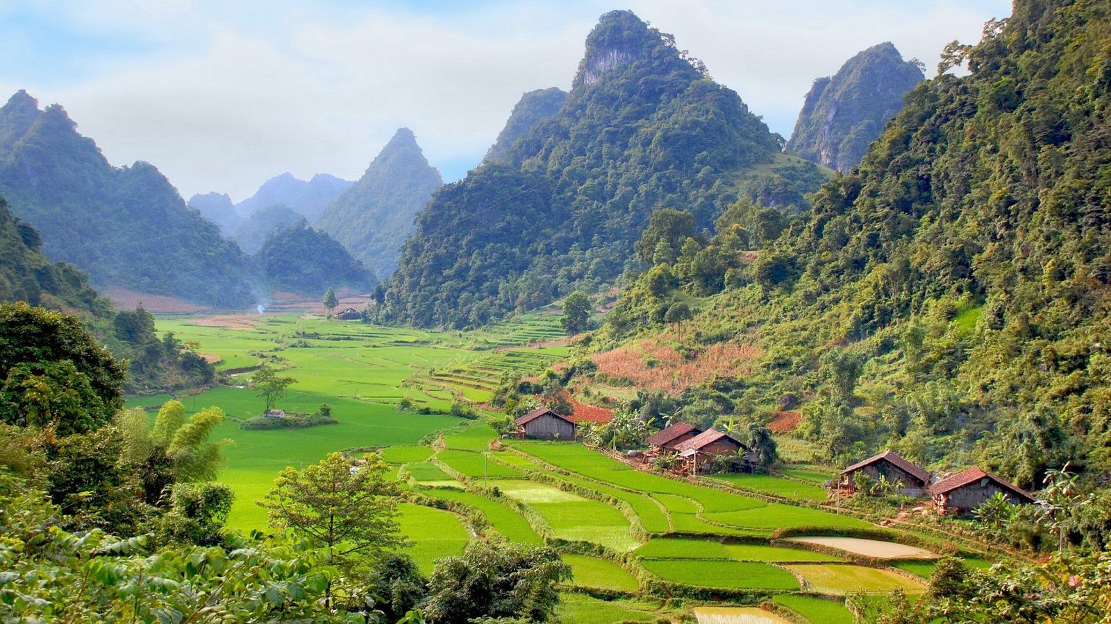 Seasonal Mastery: Finding the Best Time for a Cao Bang E-Bike Tour