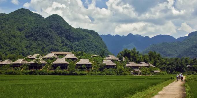 Threads of Heritage: The Ultimate Traditional Village E-bike Tour Vietnam