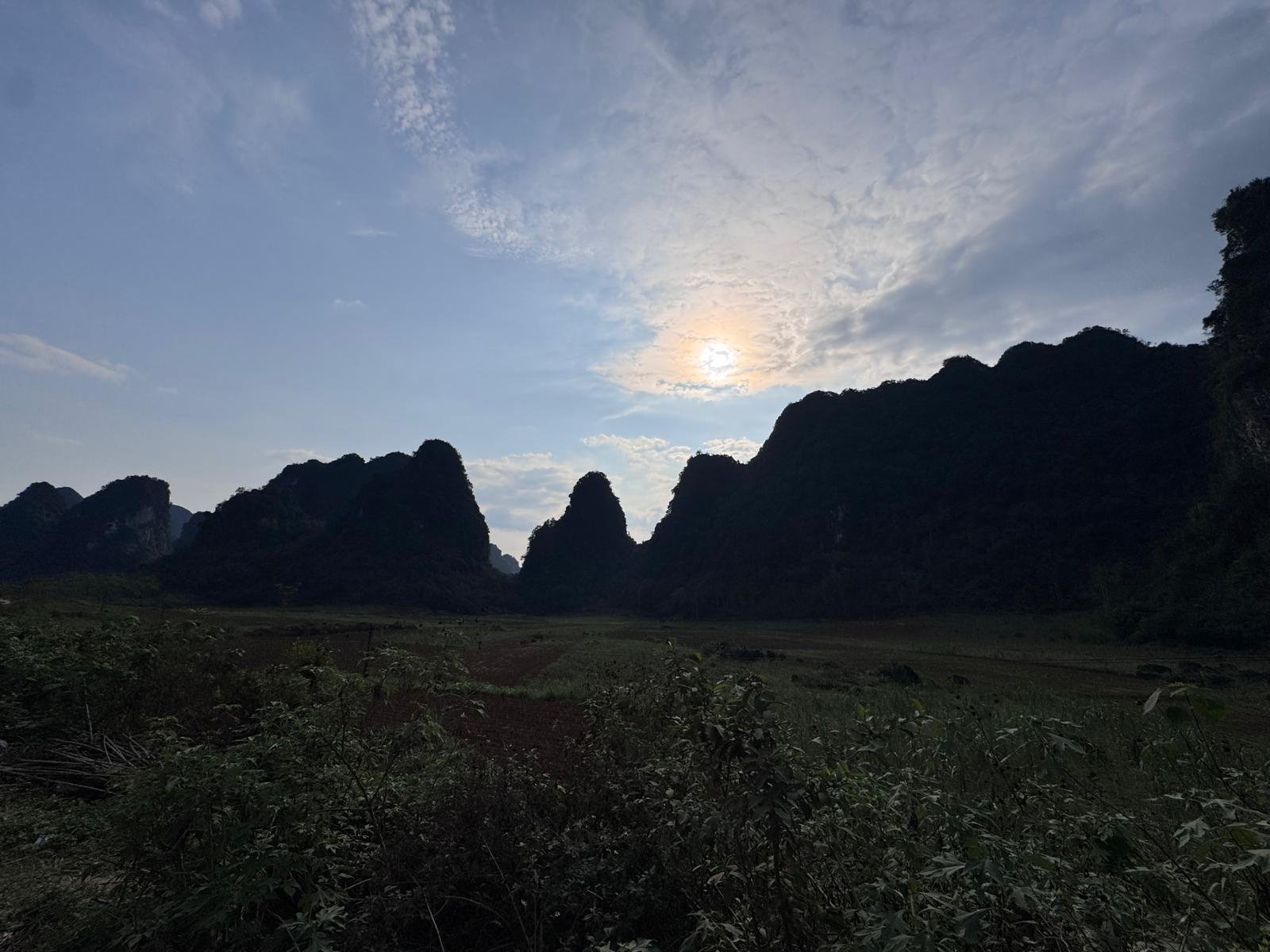 Cao Bang E-Bike Discovery: 6-Day Electric Mountain Bike Tour