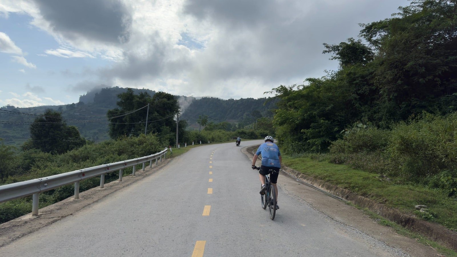 Vietnam Road Cycling Holiday: Conquer Epic Mountain Tarmac Climbs