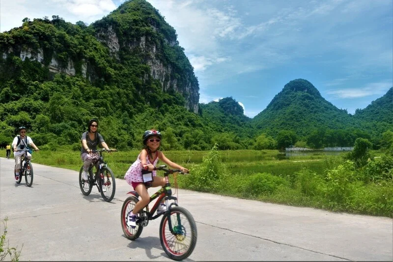 Discover Hanoi’s Hidden Corners on Our Vietnam Ebike Cycling Tours