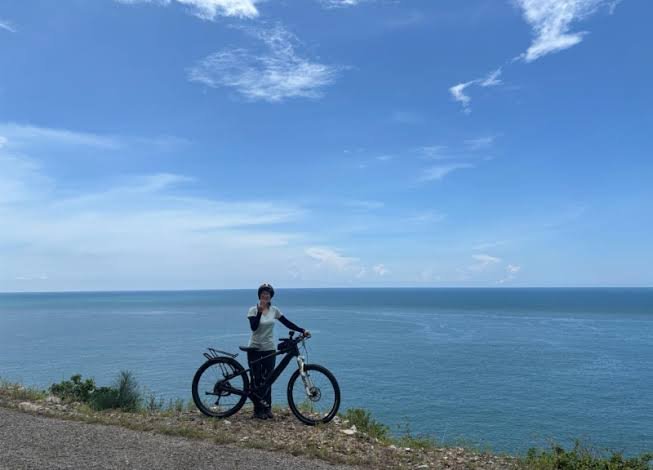 Ride Like a Local Pro: Guided Vietnam Road Bike Cycling Holidays