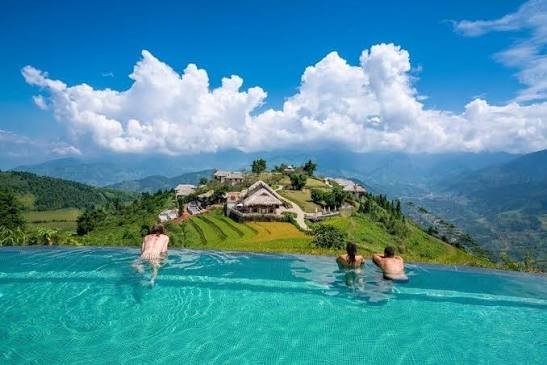 Corporate Executives Retreat: Elite Teambuilding on Vietnam Cycling Luxury Tours