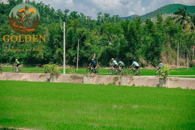 Best 7-Day Vietnam Cycling Tours: Ho Chi Minh City to Hoi An Heritage Trail