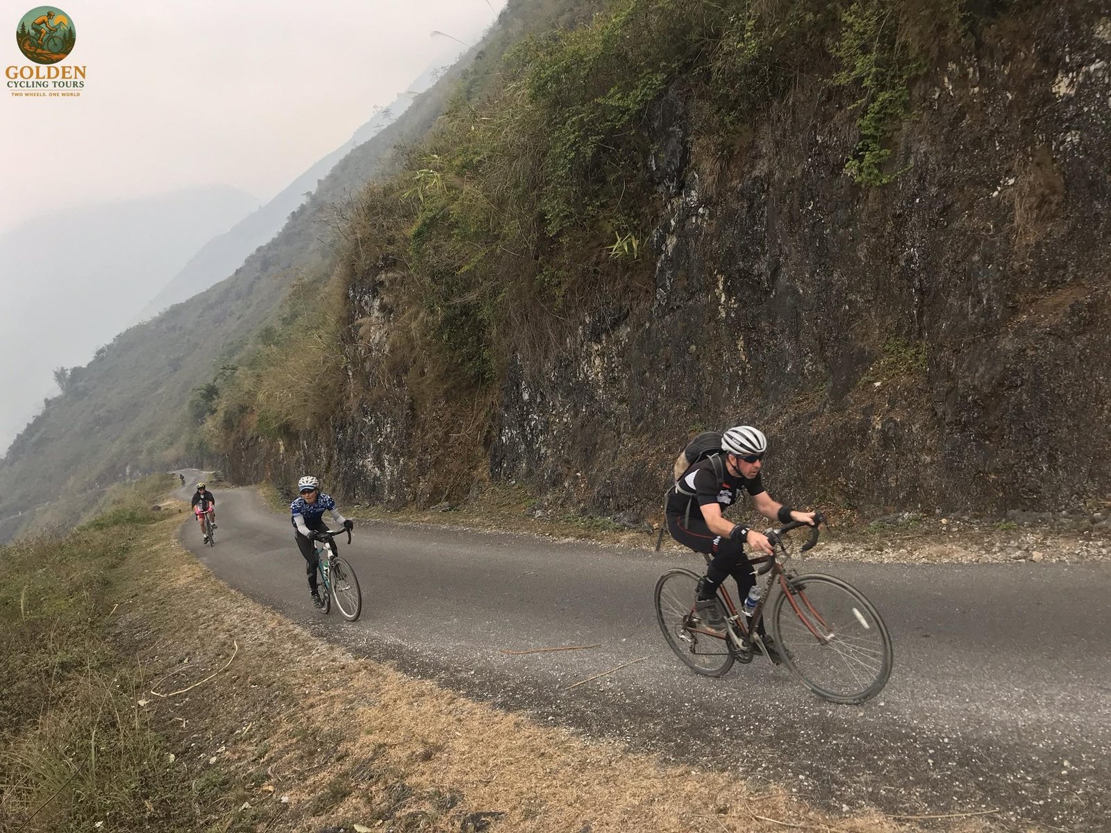 Safe & Fully Supported: All-Inclusive Road Bike Cycling Holidays Saigon to Hoi An