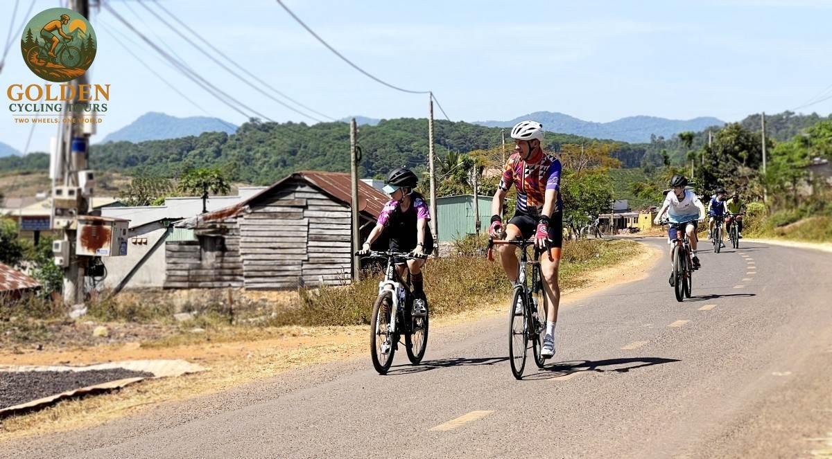 Scenic Oceanside Paths & Villa Stays: Gorgeous Cycling Luxury Tours Nha Trang to Quy Nhon