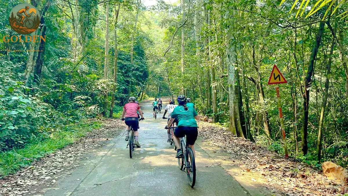 Fully Guided E-Bike Cycling Tours North Vietnam for All Fitness Levels