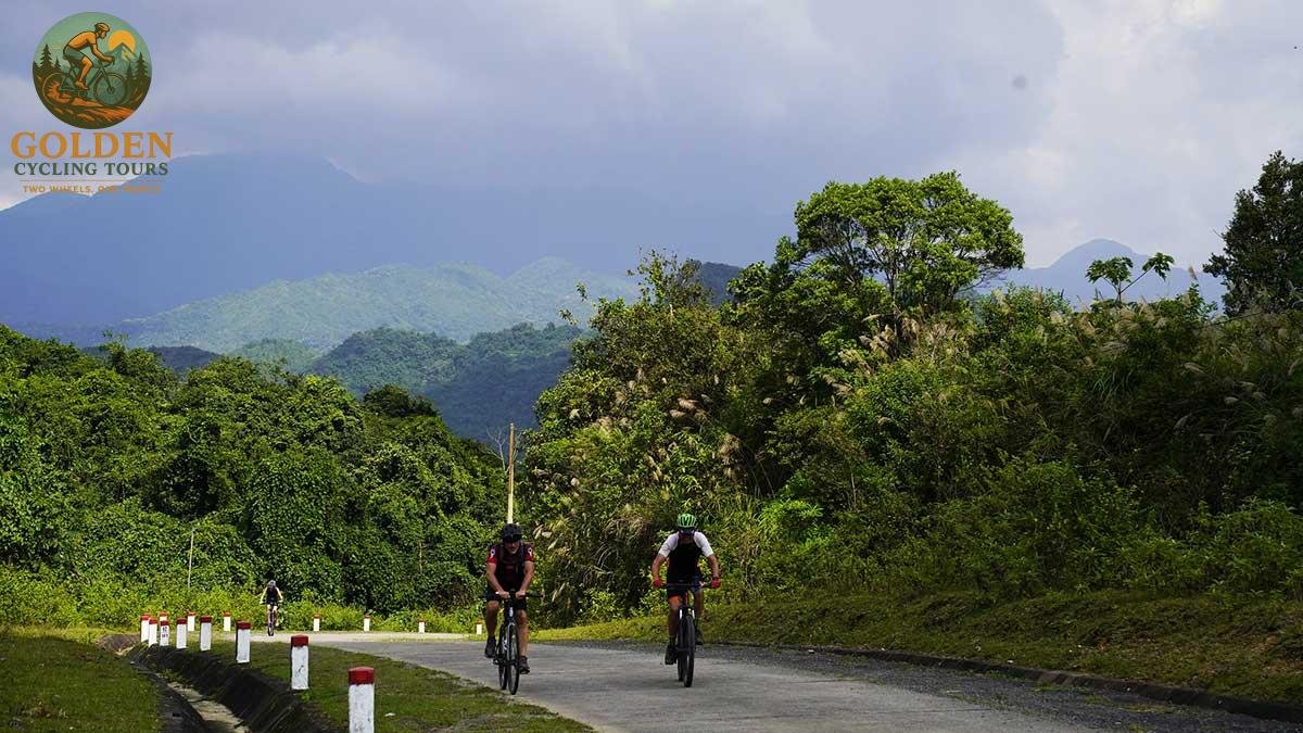 Elite Mountain Training Camps: Road Bike Cycling Holidays Northern Vietnam