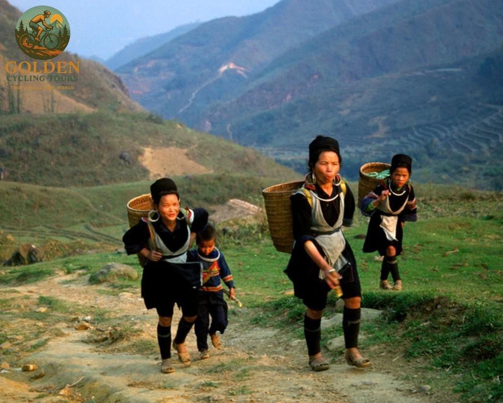 Self-Guided Biking Ha Giang: Luggage Transfer, GPS & Bike Rentals