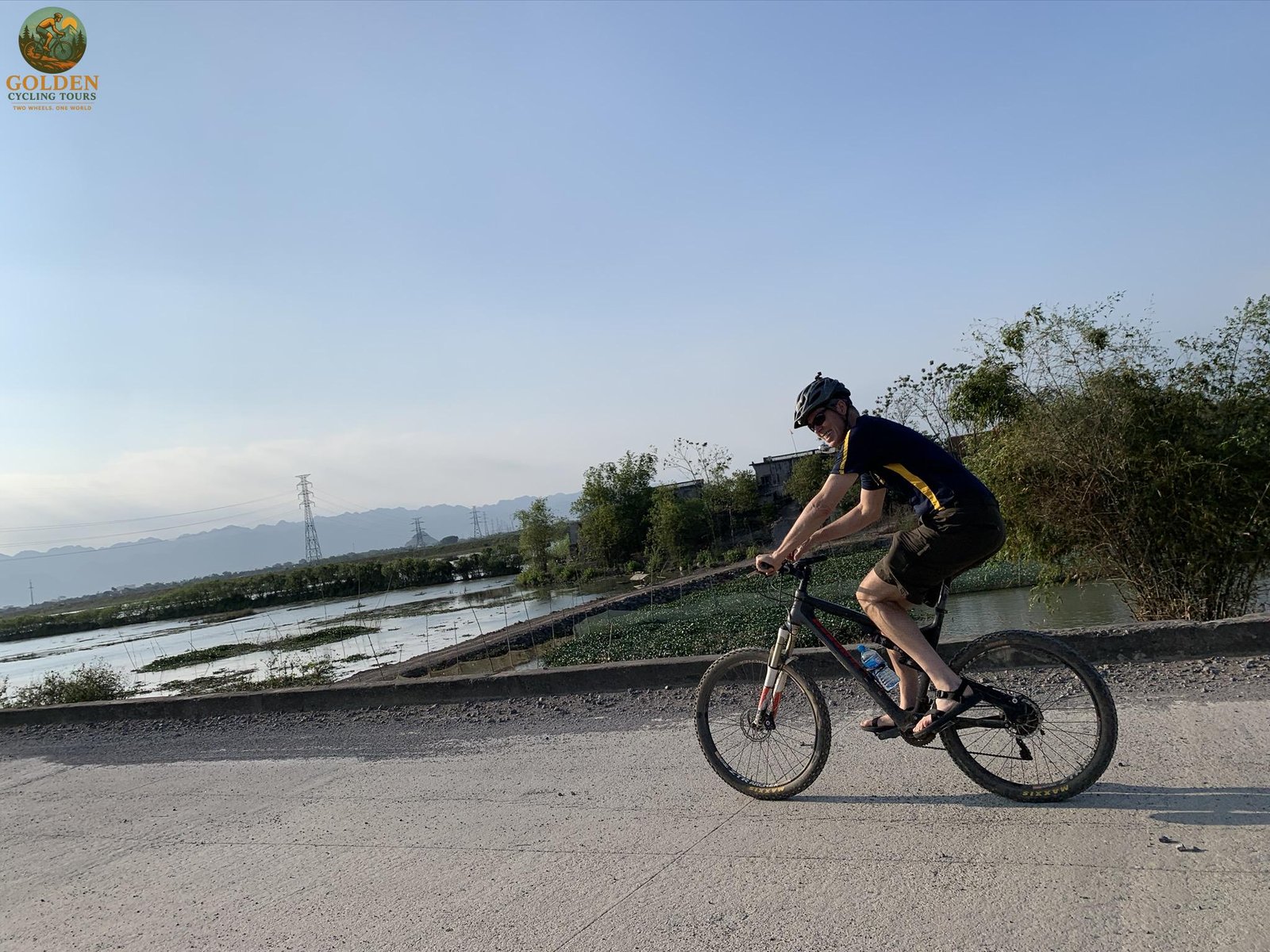 Couple’s E-Bike Cycling Holiday in Northern Vietnam: Valleys & Passes