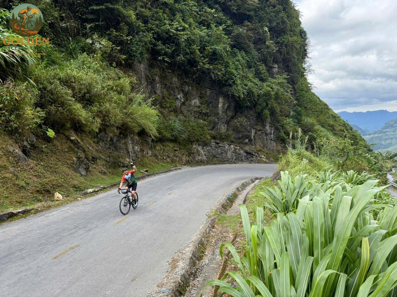 Scenic Cao Bang Cycling Tours: Peaceful Valleys & River Rides