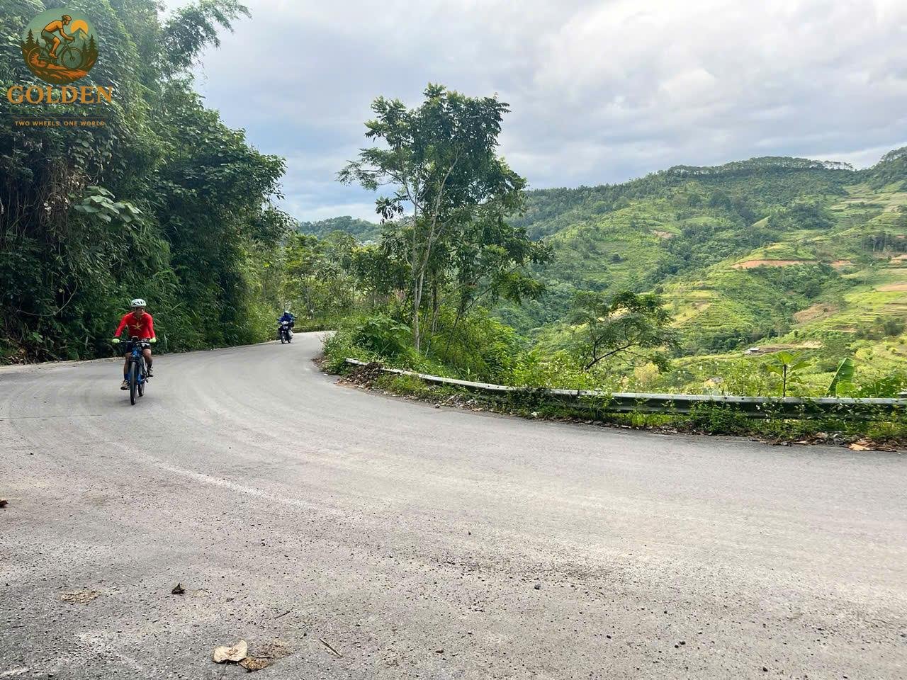 Cao Bang Gravel Tour: Unpaved Countryside & Limestone Valleys | Golden Cycling Tours