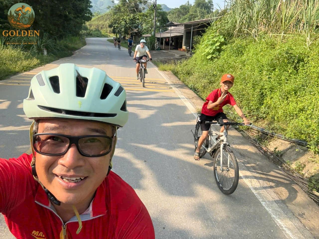 Ba Be Lake Cycling Tour: Peaceful Countryside Biking Escape